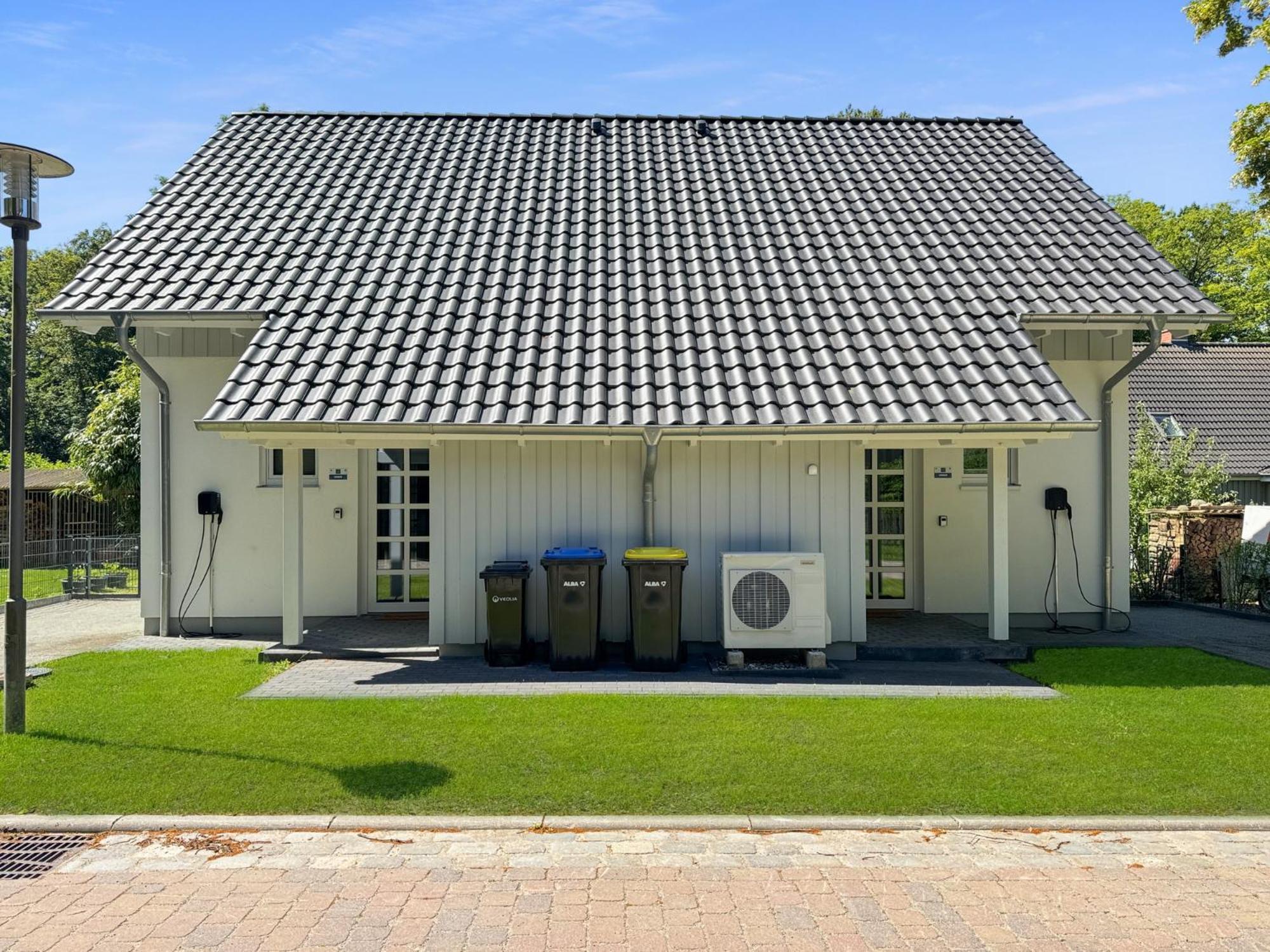 Cblue: Seeblick, Kamin, Wallbox, Natur Bentwisch Exteriör bild